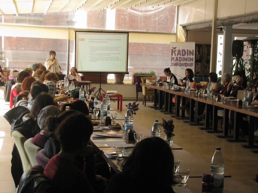 Göçmenlerin olmadığı kadın dayanışması eksiktir! Kaos GL - LGBTİ+ Haber Portalı